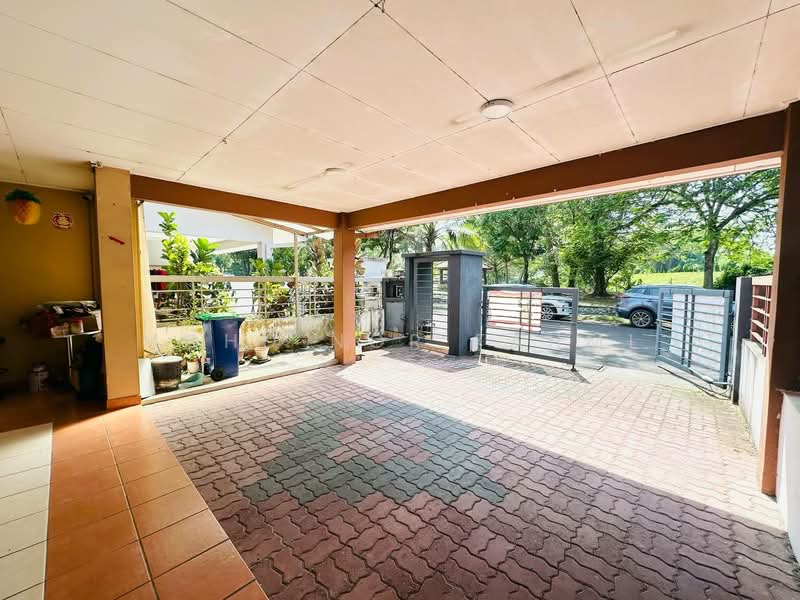 2-storey Terraced House for Sale in Putra Heights (Subang Jaya) - Mohd Nor Fahmi - Exterior - PropertyGuru.com.my