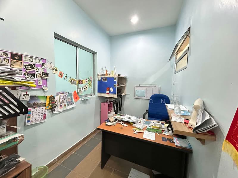 Rumah Teres 1.5 Tingkat untuk Disewa di Taman Arkid (Menglembu) - Kelvin Chong - Study - PropertyGuru.com.my