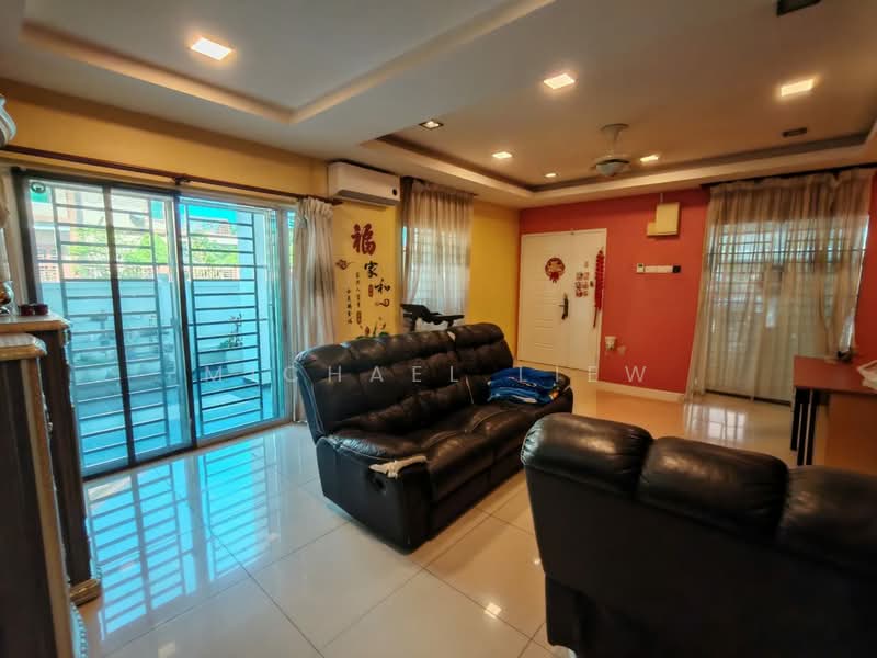 2-storey Terraced House for Sale in Seremban (Negeri Sembilan) - Michael Liew - Living Room - PropertyGuru.com.my