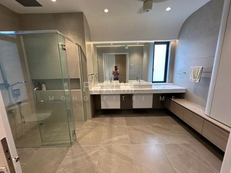 Bungalow House for Sale in Seputeh (Kuala Lumpur) - Mohd Fitri MF - Bathroom - PropertyGuru.com.my