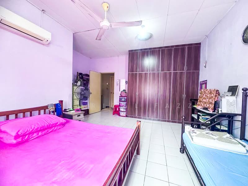 Rumah Teres 2-Tingkat untuk Dijual di Desa Coalfields (Sungai Buloh) - Isfarizal fazz - Bedroom - PropertyGuru.com.my