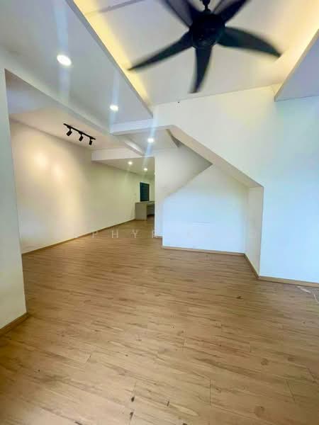 2-storey Terraced House for Sale in Nusantara Prima (Gelang Patah) - Zephyr Khoo - Living Room - PropertyGuru.com.my