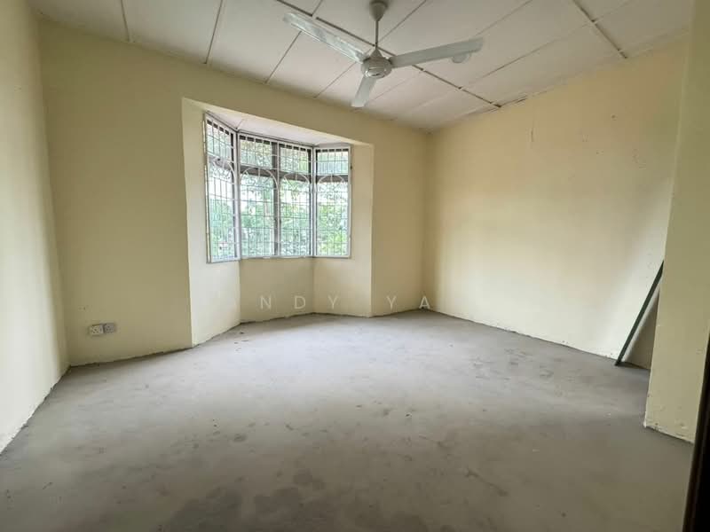 2-storey Terraced House for Sale in Bandar Country Homes (Rawang) - Andy Yap - PropertyGuru.com.my