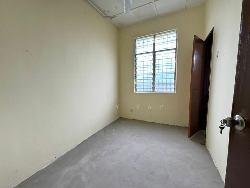 2-storey Terraced House for Sale in Bandar Country Homes (Rawang) - Andy Yap - PropertyGuru.com.my