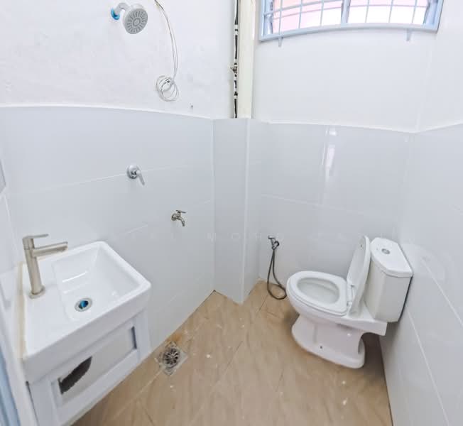 2-storey Terraced House for Sale in Taman Bertam Indah (Kepala Batas) - Danial Mohd Zaki - Bathroom - PropertyGuru.com.my