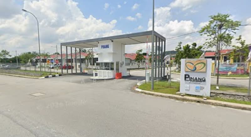 1-storey Terraced House for Sale in Saujana Utama (Selangor) - Isfarizal fazz - Exterior - PropertyGuru.com.my