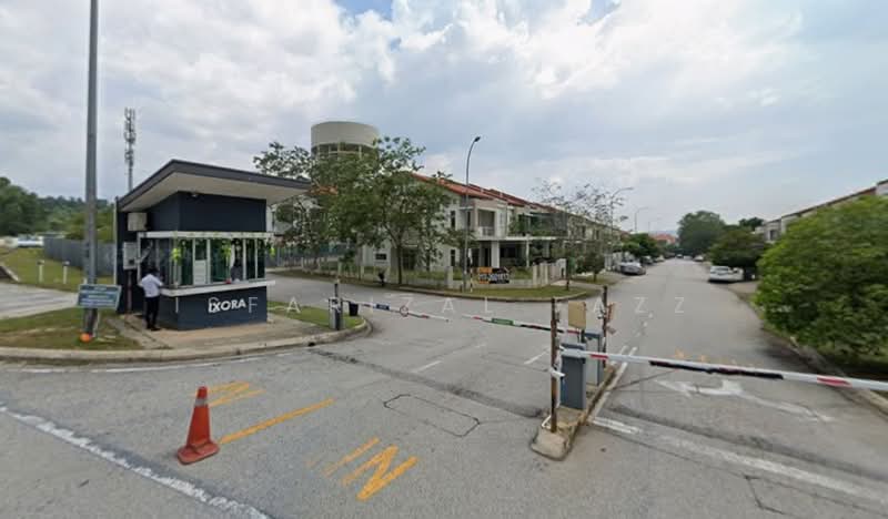1-storey Terraced House for Sale in Saujana Utama (Selangor) - Isfarizal fazz - Exterior - PropertyGuru.com.my