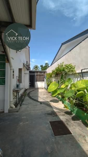 Semi-Detached House for Sale in Paya Terubong (Ayer Itam) - Vick Teoh - Exterior - PropertyGuru.com.my