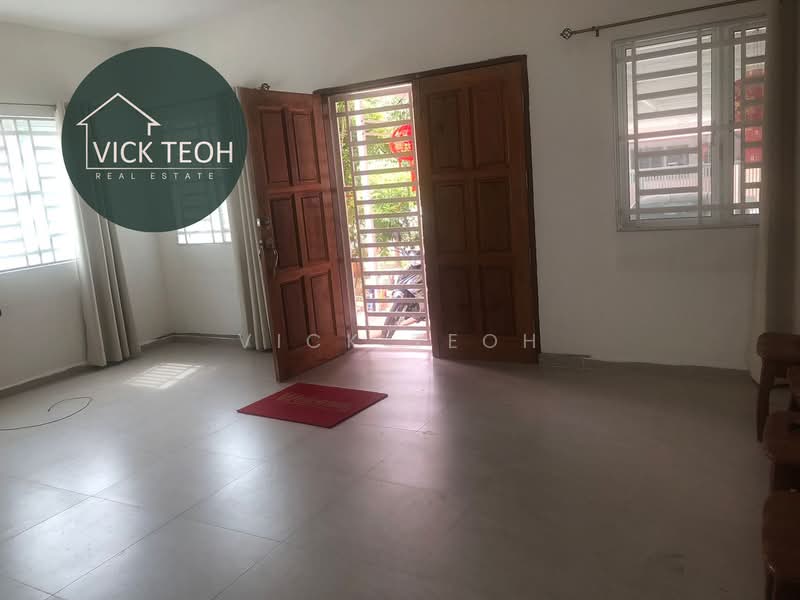 Rumah Teres 2 Tingkat untuk Disewa di Gelugor (Penang) - Vick Teoh - Entrance - PropertyGuru.com.my