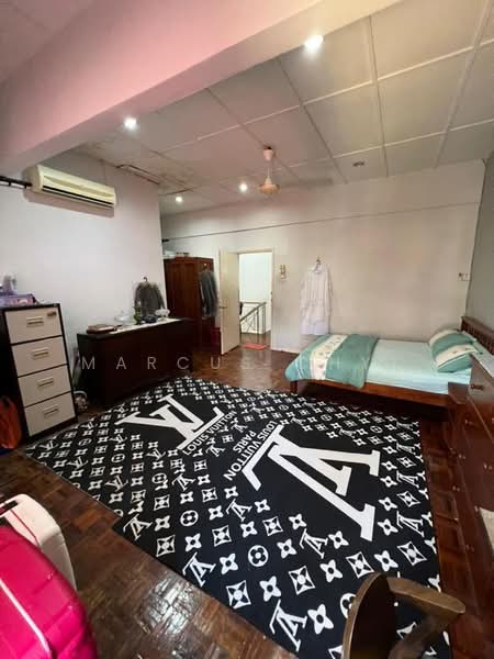 2.5-storey Terraced House for Sale in Bukit Antarabangsa (Ulu Kelang) - Marcus Chye - Bedroom - PropertyGuru.com.my