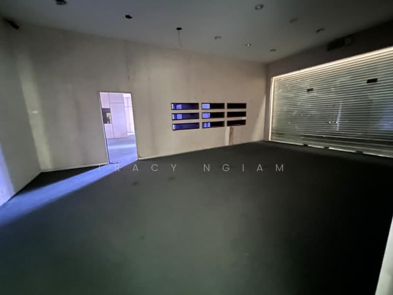 Factory for Rent in Taman Tampoi Indah (Tampoi) - Tracy Ngiam - Interior - PropertyGuru.com.my