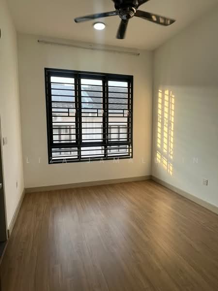 2-storey Terraced House for Sale in Elmina (Shah Alam) - Eliza Jamaludin - Bedroom 3 - PropertyGuru.com.my