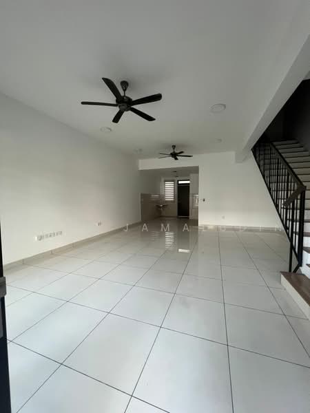 2-storey Terraced House for Sale in Elmina (Shah Alam) - Eliza Jamaludin - Living Room - PropertyGuru.com.my