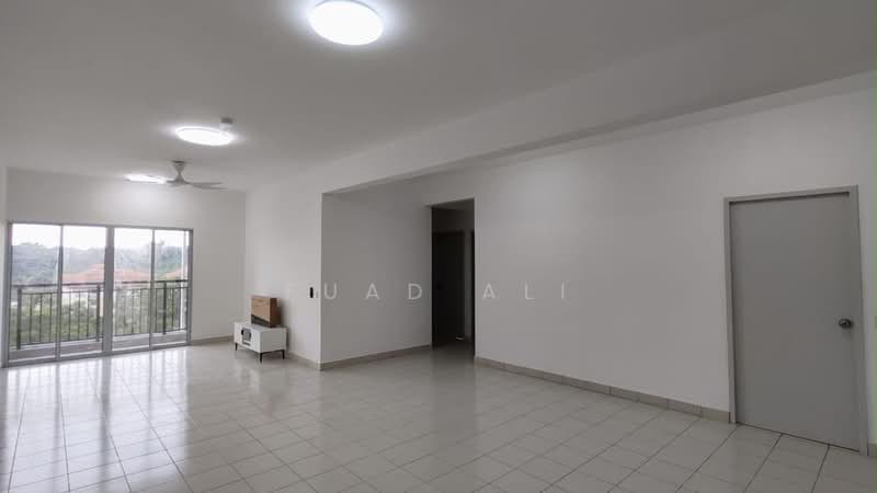 Kondominium untuk Disewa di Idaman Bukit Jelutong - Fuad Ali - Living Room - PropertyGuru.com.my