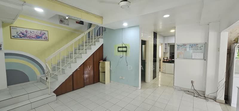 2-storey Terraced House for Sale in TAMAN PUCHONG UTAMA (Puchong) - Kevin Dass - Living Room - PropertyGuru.com.my