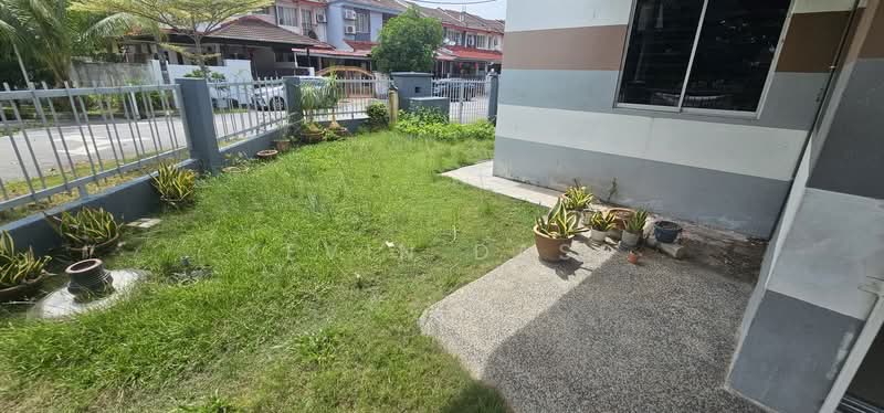 2-storey Terraced House for Sale in TAMAN PUCHONG UTAMA (Puchong) - Kevin Dass - Exterior - PropertyGuru.com.my