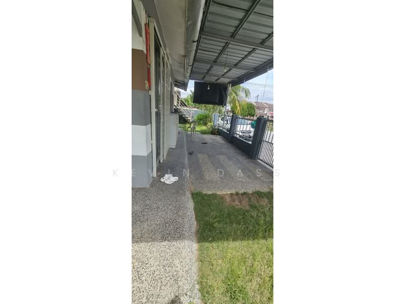 2-storey Terraced House for Sale in TAMAN PUCHONG UTAMA (Puchong) - Kevin Dass - Exterior - PropertyGuru.com.my