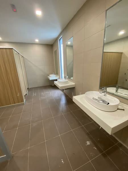 Condominium for Sale at Lakefront Residence - Johnny Leong - Bathroom - PropertyGuru.com.my