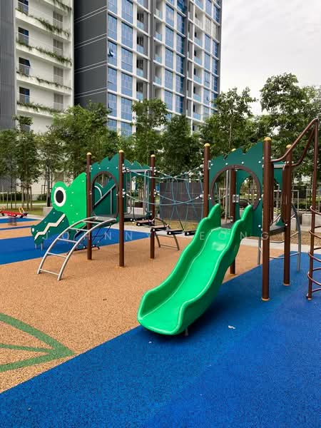 Condominium for Sale at Lakefront Residence - Johnny Leong - Exterior - PropertyGuru.com.my