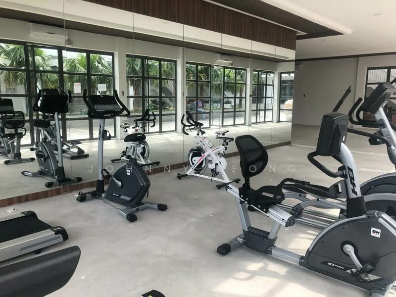 Condominium for Sale at Lakefront Residence - Johnny Leong - Gym - PropertyGuru.com.my