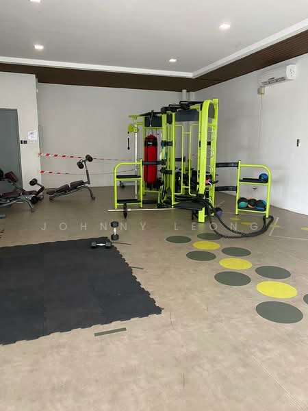 Condominium for Sale at Lakefront Residence - Johnny Leong - Gym - PropertyGuru.com.my