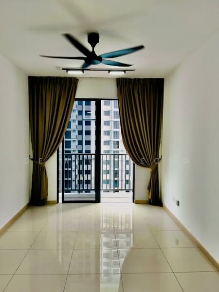 Kediaman Servis untuk Disewa di ANYA at Shorea Park - Derrick Yeong - Balcony - PropertyGuru.com.my