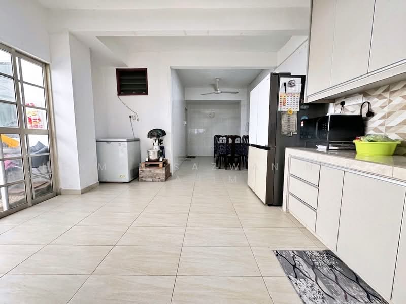 Rumah Teres 2 Tingkat untuk Dijual di Seksyen 27 (Shah Alam) - Herman Sazwan Nor Rahim - Kitchen - PropertyGuru.com.my