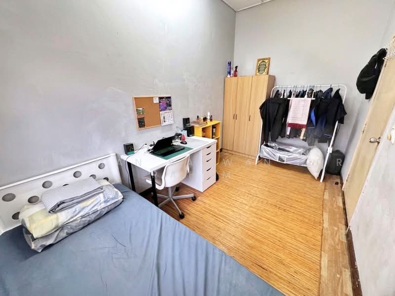 Rumah Teres 2 Tingkat untuk Dijual di Seksyen 27 (Shah Alam) - Herman Sazwan Nor Rahim - Bedroom - PropertyGuru.com.my