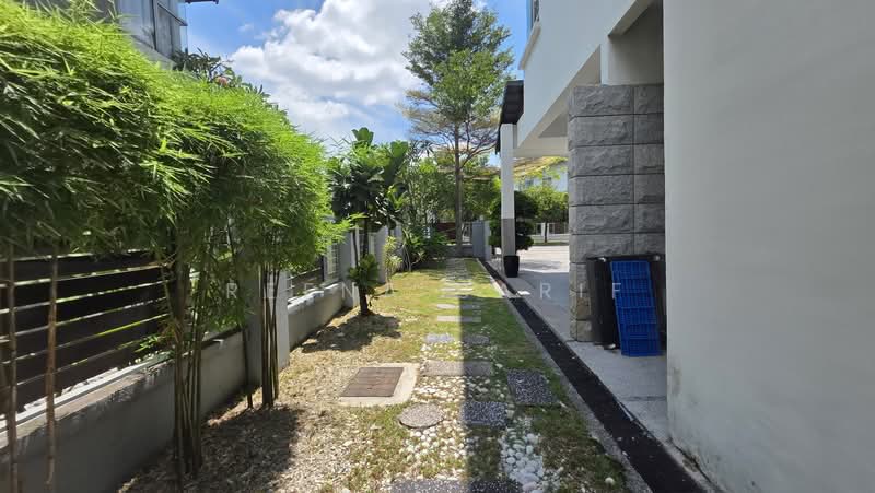 Bungalow House for Sale in Laman Seri (Shah Alam) - Reena Sarif - PropertyGuru.com.my