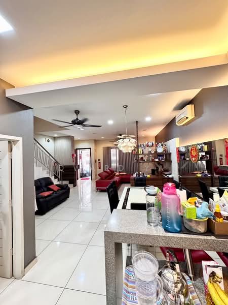 2.5-storey Terraced House for Sale in Sunway Spk (Kuala Lumpur) - Edward Yap - Living Room - PropertyGuru.com.my