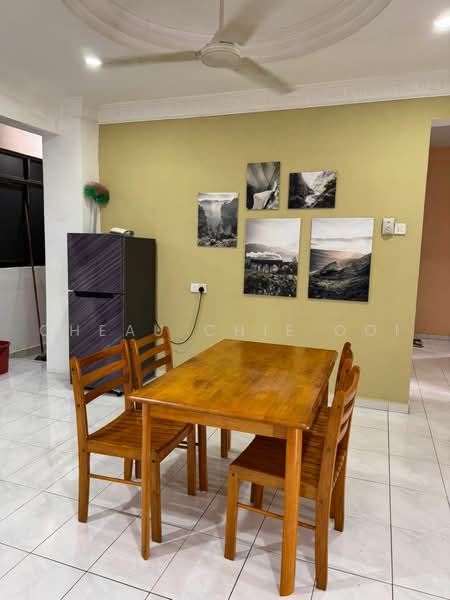 Kondominium untuk Disewa di E-Park Condominium - Cheau Chie Ooi - Dining Room - PropertyGuru.com.my