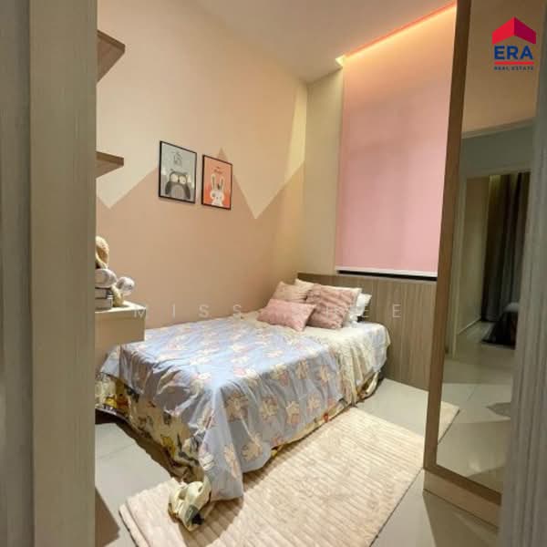 Service Residence for Sale at KSL Jewel - Miss Shee - Bedroom - PropertyGuru.com.my