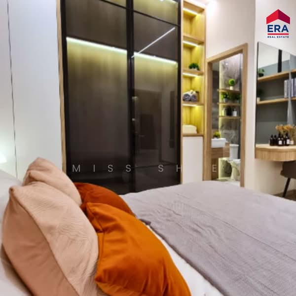 Service Residence for Sale at KSL Jewel - Miss Shee - Bedroom - PropertyGuru.com.my