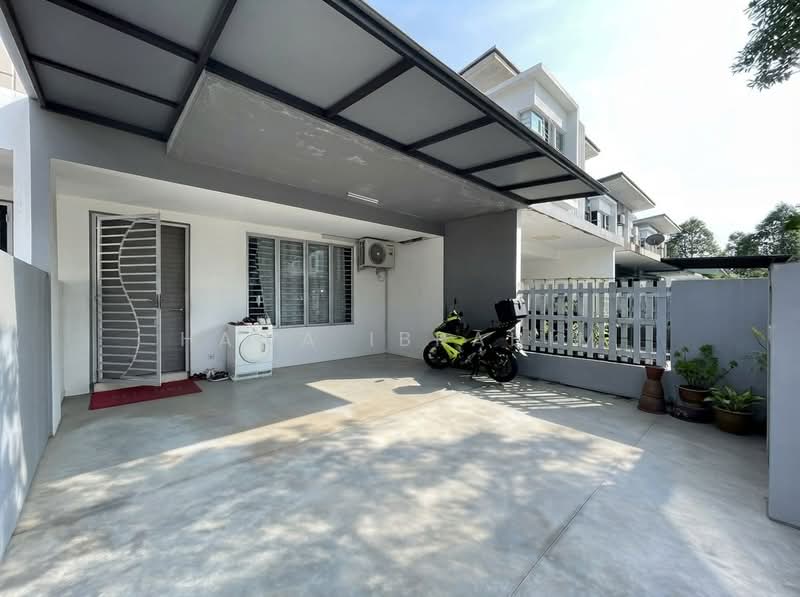 Rumah Teres 2-Tingkat untuk Dijual di Setia Ecohill (Semenyih) - Hawa Ibrahim - Exterior - PropertyGuru.com.my