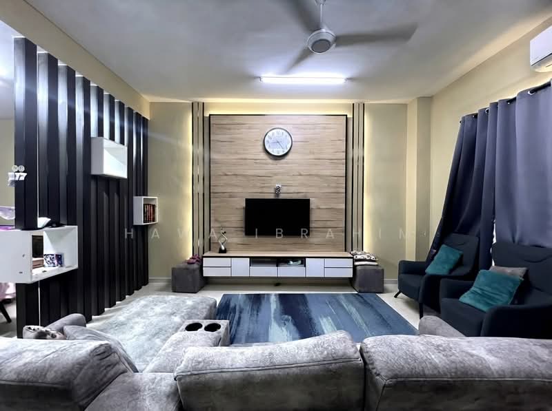 Rumah Teres 2-Tingkat untuk Dijual di Setia Ecohill (Semenyih) - Hawa Ibrahim - Living Room - PropertyGuru.com.my