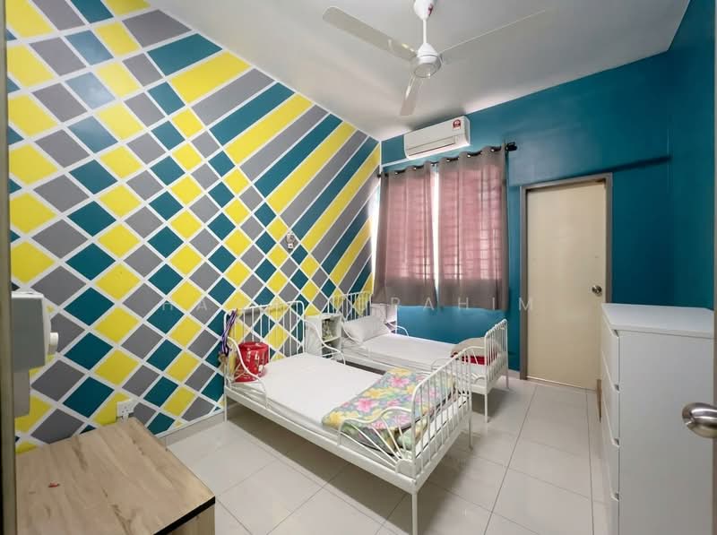 Rumah Teres 2-Tingkat untuk Dijual di Setia Ecohill (Semenyih) - Hawa Ibrahim - Bedroom - PropertyGuru.com.my