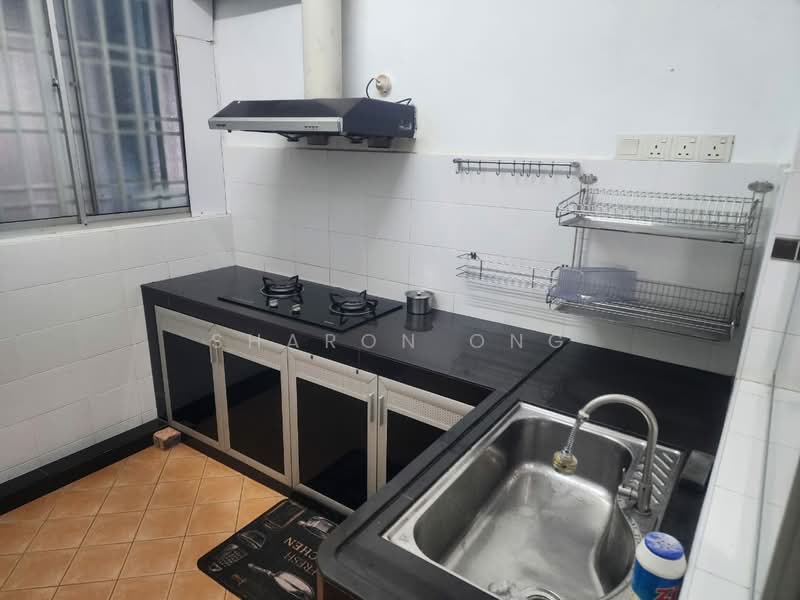 Pangsapuri untuk Disewa di Permas Ville Apartment - Sharon Ong - Kitchen - PropertyGuru.com.my