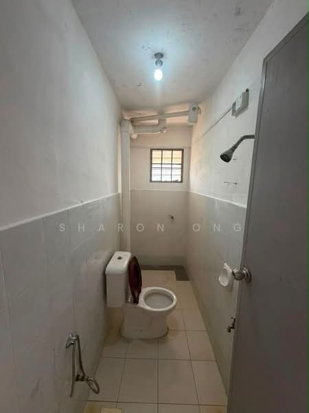 2-storey Terraced House for Sale in Taman Bukit Tiram (Ulu Tiram) - Sharon Ong - Bathroom - PropertyGuru.com.my