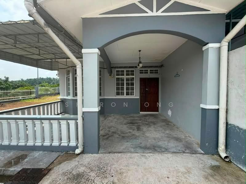 2-storey Terraced House for Sale in Taman Bukit Tiram (Ulu Tiram) - Sharon Ong - Exterior - PropertyGuru.com.my