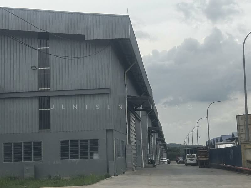 Warehouse for Rent in Kampung Baru Sungai Buloh (Sungai Buloh) - Jentsen Thong - Exterior - PropertyGuru.com.my