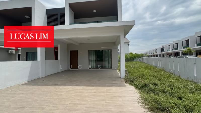 Rumah Berkembar untuk Dijual di Seberang Perai (Penang) - Lucas Lim - Exterior - PropertyGuru.com.my
