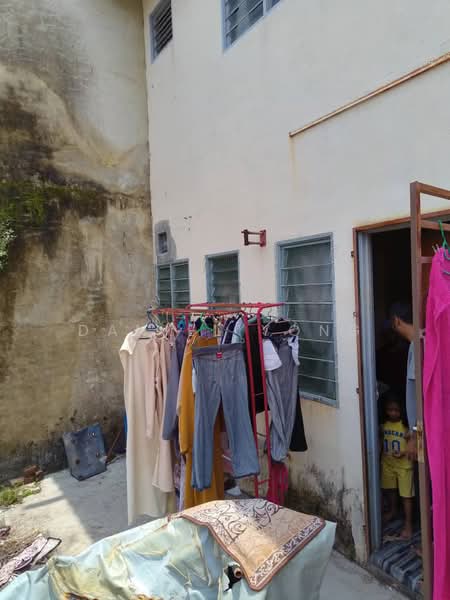 Rumah Teres 2 Tingkat untuk Dijual di Taman Seri Suria (Kluang) - Daniel Yong - Exterior - PropertyGuru.com.my