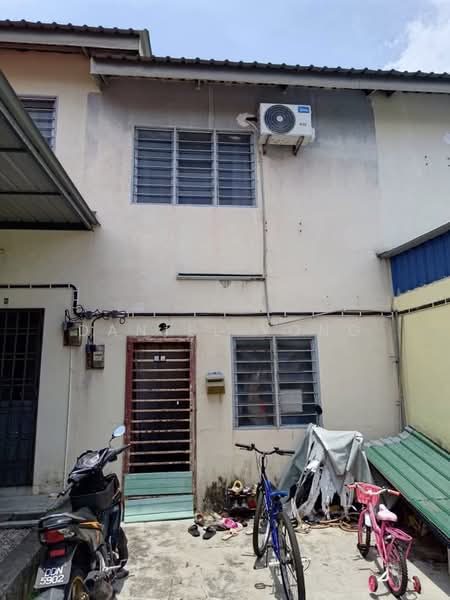 Rumah Teres 2 Tingkat untuk Dijual di Taman Seri Suria (Kluang) - Daniel Yong - Exterior - PropertyGuru.com.my