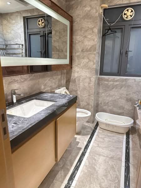 Servis Apartment untuk Disewa di R&F Princess Cove Phase 1 - Suk Teng Choong - Bathroom - PropertyGuru.com.my