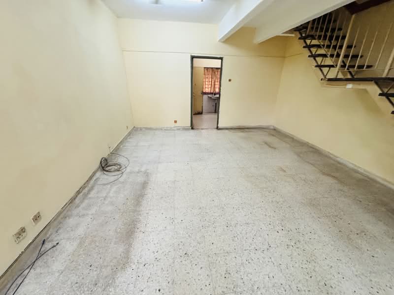 2-storey Terraced House for Rent in Taman Kobena (Cheras) - Fuad Ali - Interior - PropertyGuru.com.my