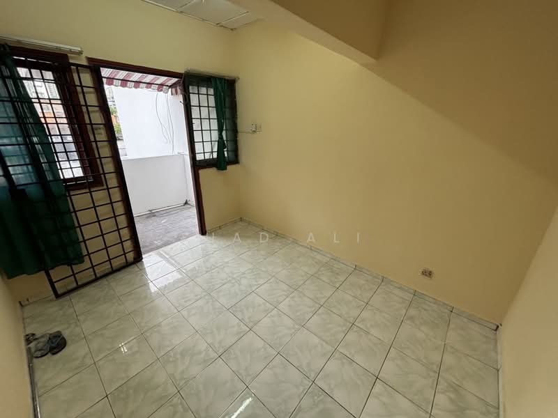 2-storey Terraced House for Rent in Taman Kobena (Cheras) - Fuad Ali - Balcony - PropertyGuru.com.my