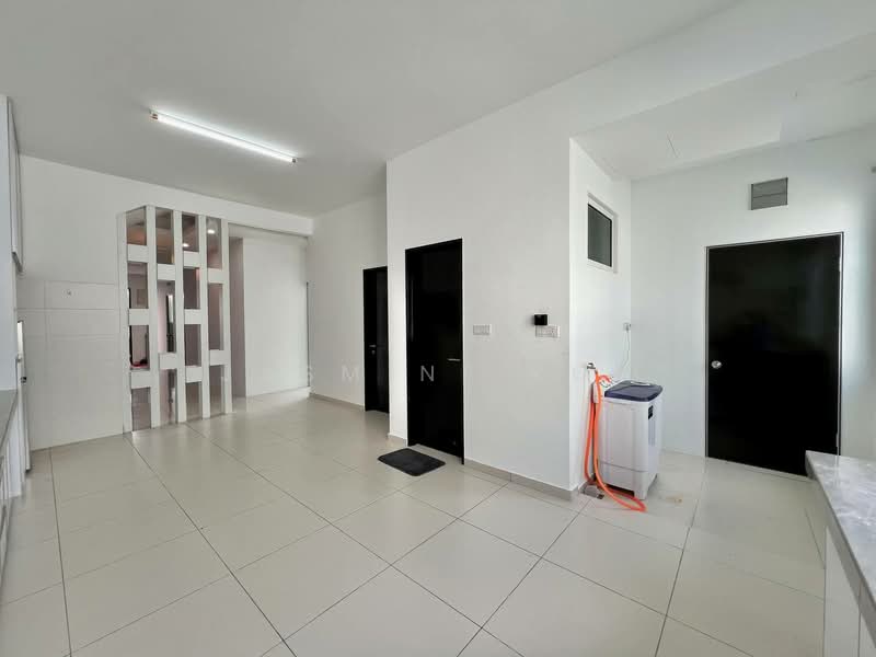 Terraced House for Rent in Bandar Sri Sendayan (Negeri Sembilan) - Jasmine Kok - Living Room - PropertyGuru.com.my