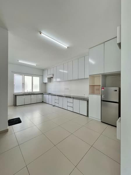 Terraced House for Rent in Bandar Sri Sendayan (Negeri Sembilan) - Jasmine Kok - Kitchen - PropertyGuru.com.my