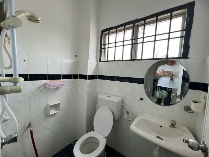 2-storey Terraced House for Rent in Iskandar Puteri (Nusajaya) (Johor) - Suk Teng Choong - Bathroom - PropertyGuru.com.my