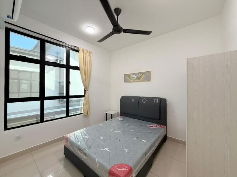 Rumah Kluster untuk Disewa di Mutiara Rini (Skudai) - Daniel Yong - Bedroom - PropertyGuru.com.my